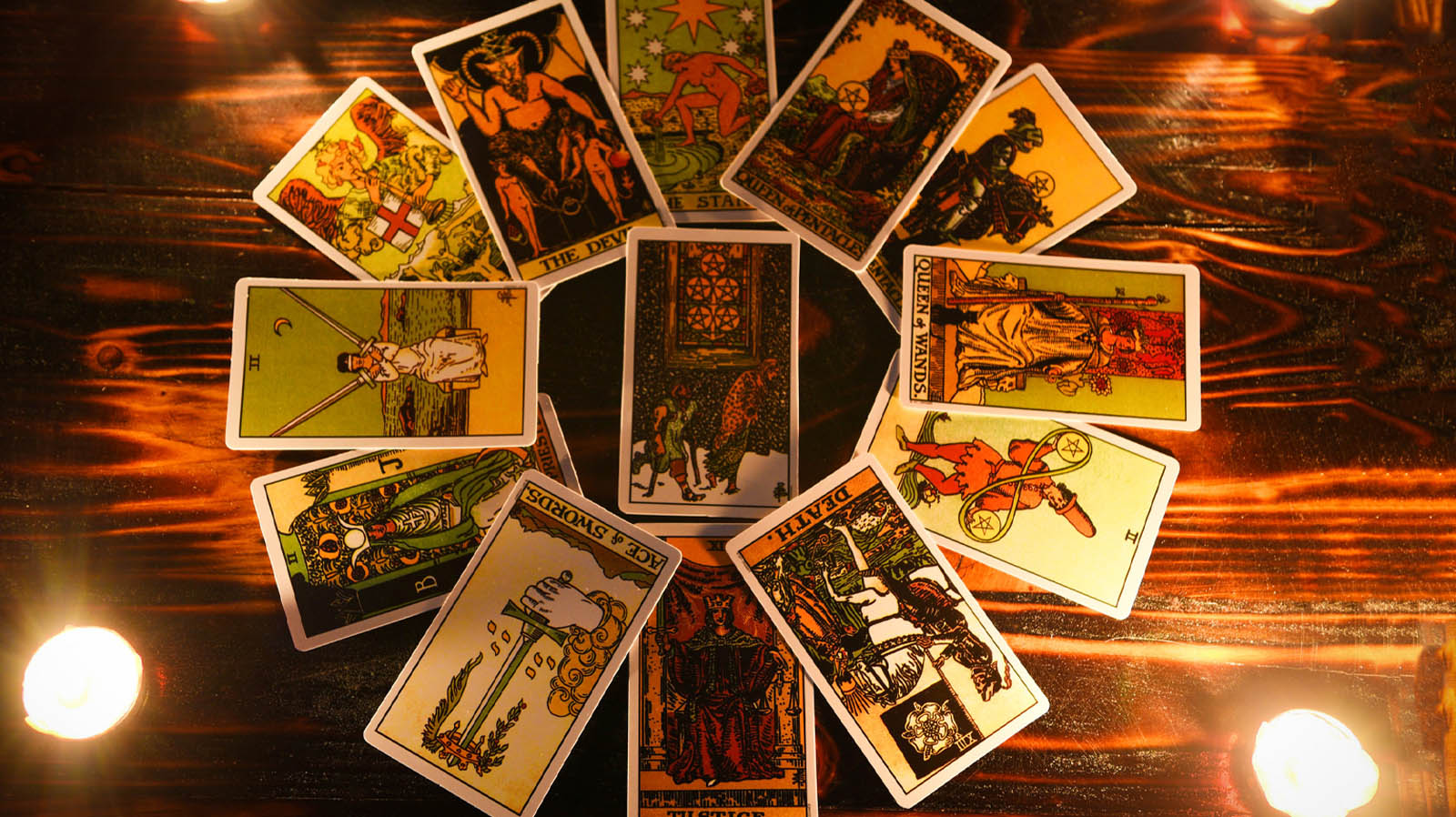 How To Choose A Reliable Site To Do Tarot Card Reading?